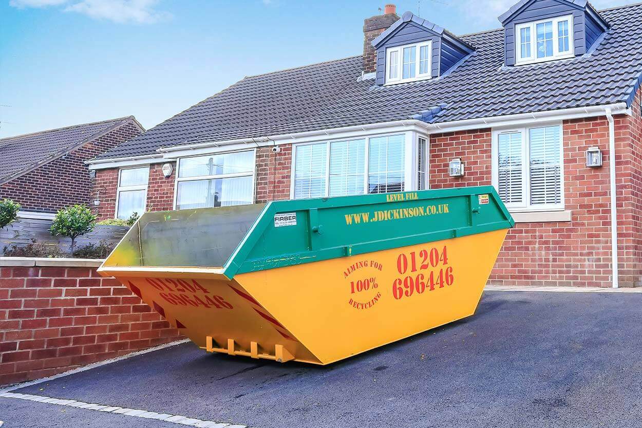 Cheapest Skip Hire in Chorley on a driveway Cheapest Skip Hire in Chorley on a driveway